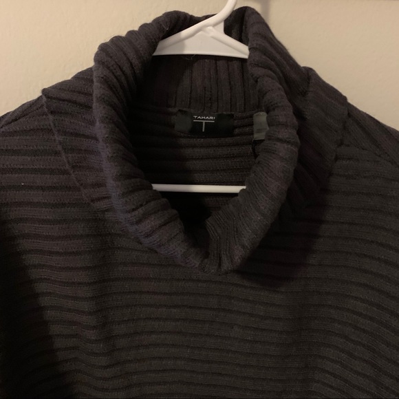 T Tahari NWT Cowl Neck Sweater - Picture 3 of 9